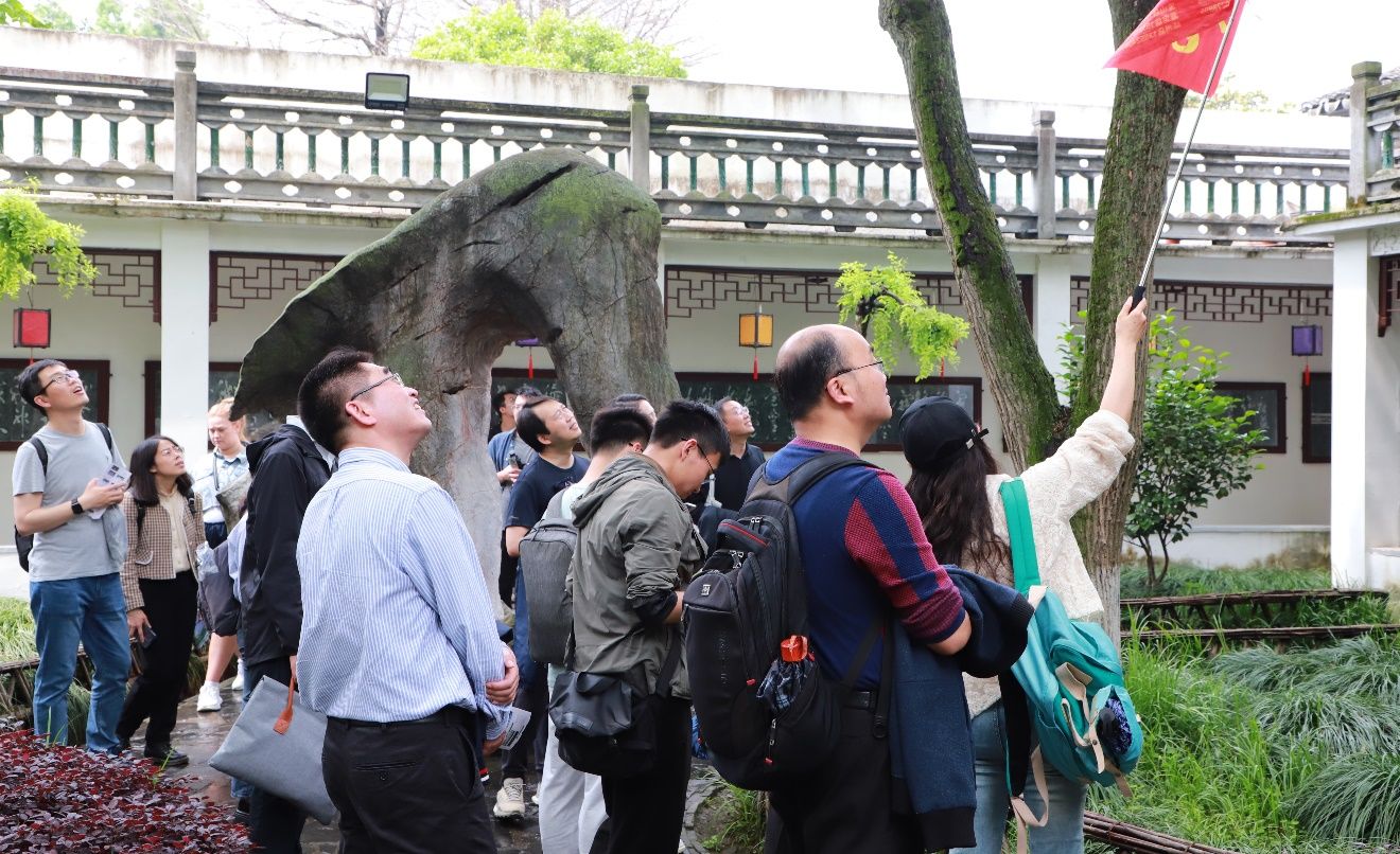 18E0BCEA01598C12A07B9A61CE0_9AA92AEC_3CEF0