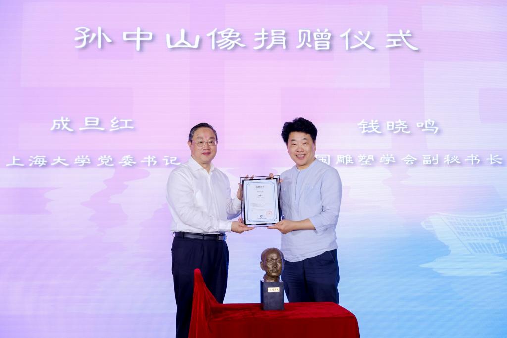 159C305252F7CFD09E7ED34701E_01821789_CF11.jpg?e=