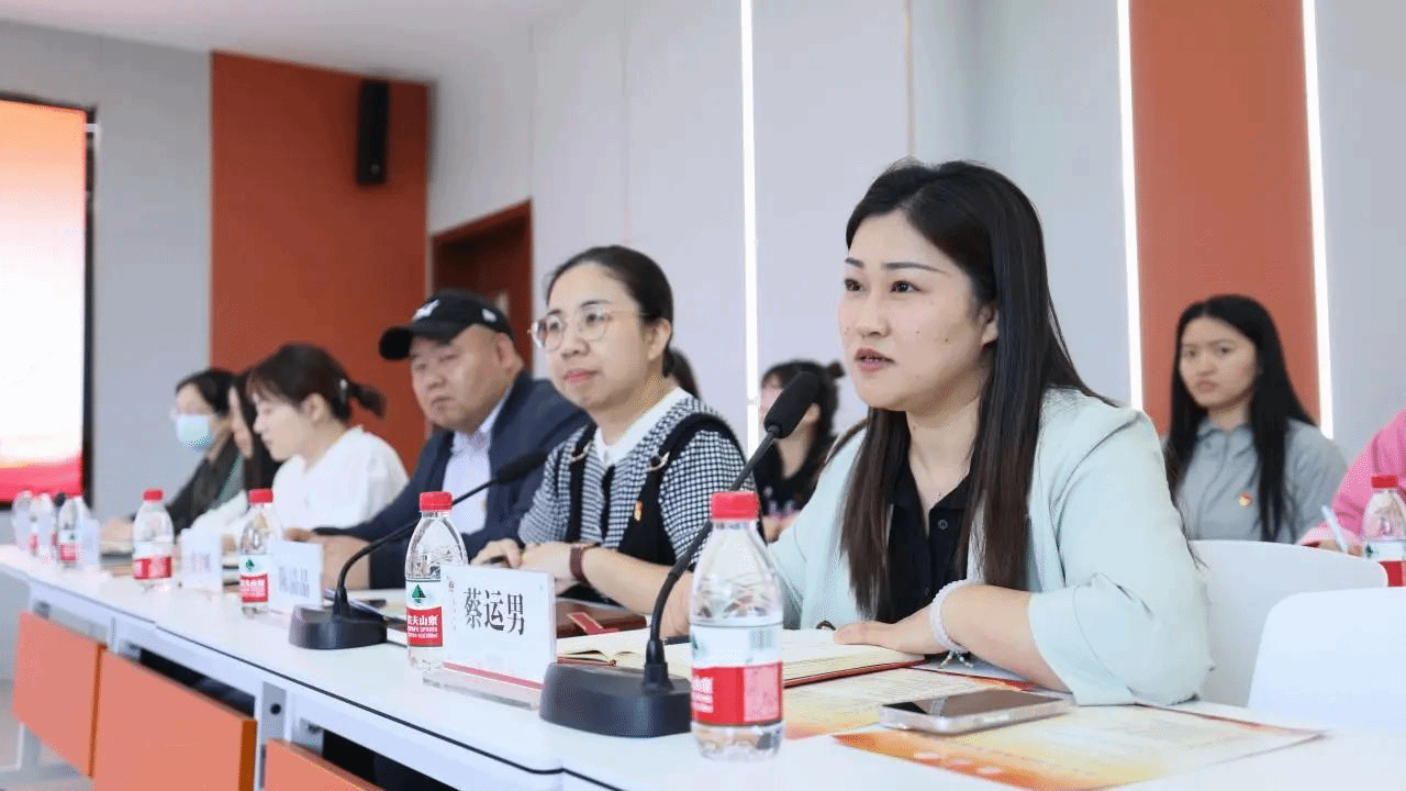 0A8C0ADBE8F52F0D6C8A407D7D9_D9D1D628_5329E