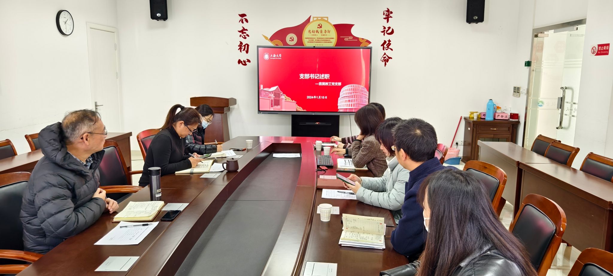 周慧恩.jpg 周慧恩.jpg