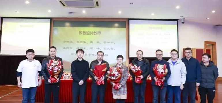 62556B7691BA75F4B46F1FC080D_4CF82CC5_A964