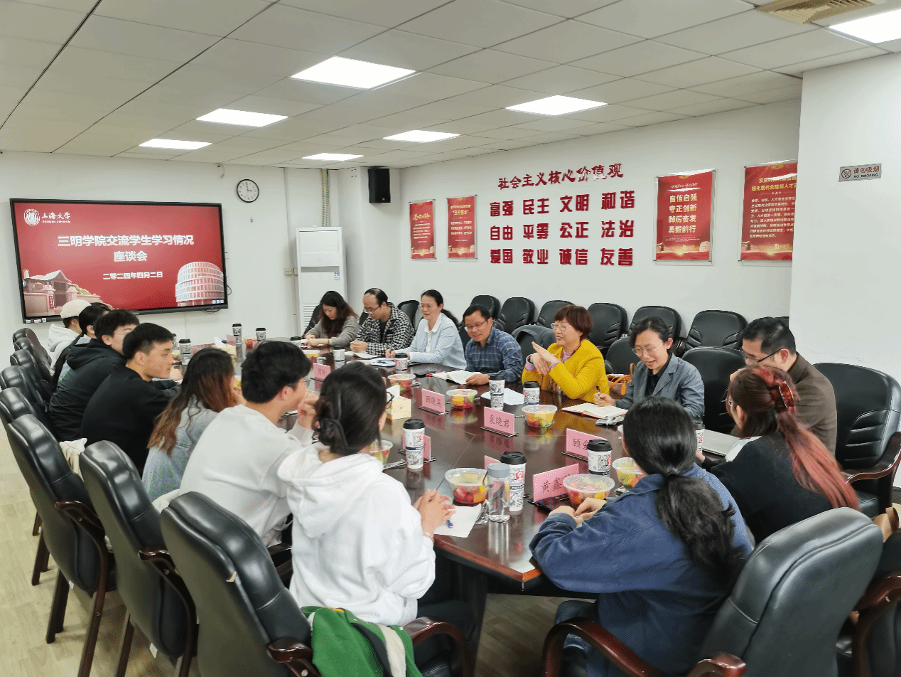 DC31F924D2FAF443D44976C26A0_32712447_765BB