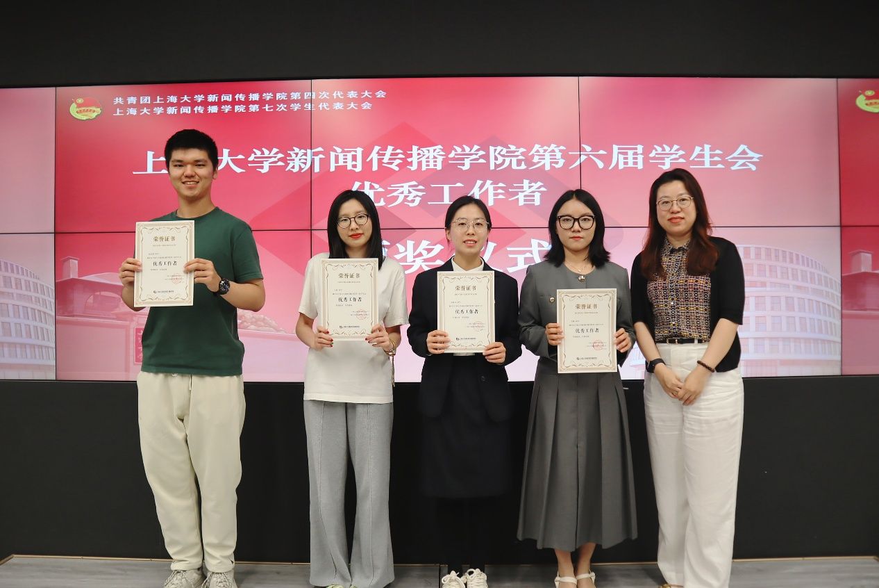 2941348E35796D00D6818AD24D2_64D8C9D4_1F34F