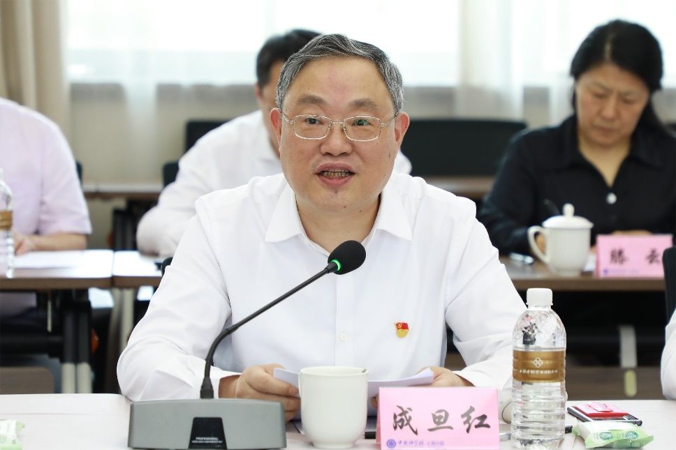 E8D8221F4AFDDFA335C3690F62C_76A69416_1039A