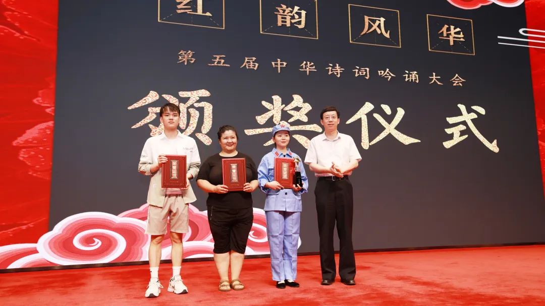 24FA671D8145D4A6B2B687DEBBD_4683FF47_160F3.jpg?e=