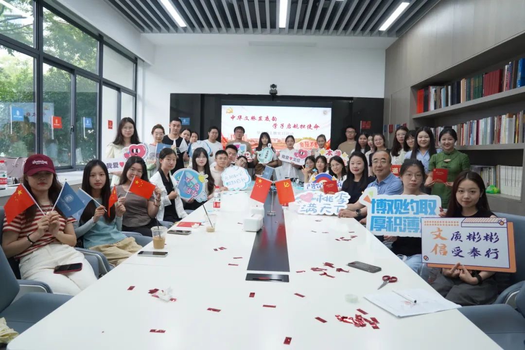 421205107D9C9629958F6B0CA39_F5A15EFD_1E816