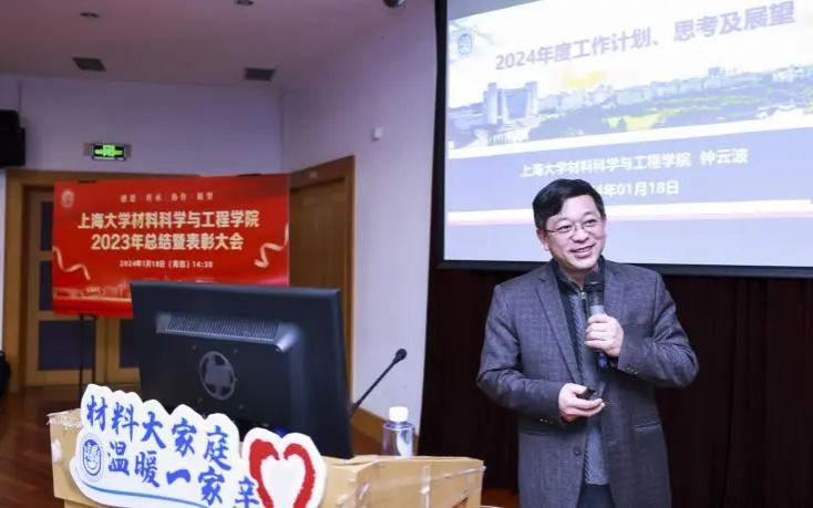 CD1C5A4615160C5D6AFFBB4795F_7E824407_AF16