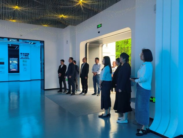 1CADACB8BE964C51A1AFA8DBFC7_48A0CB12_B216