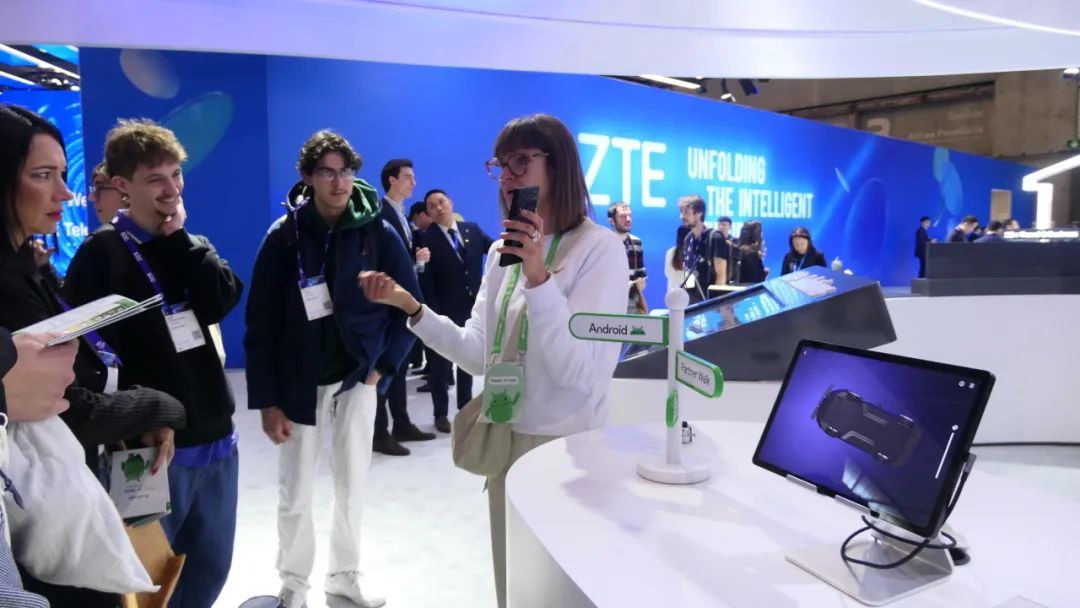 DA4F8FA2D76D2B03C61CA9AB243_97125DF0_14193