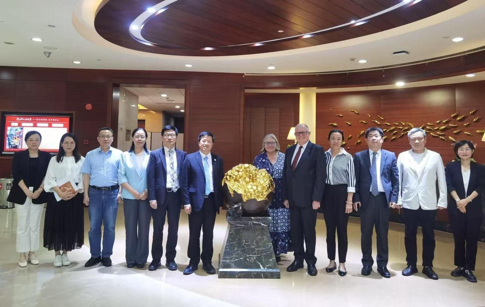 874E3AAD3AAE2A02E6294041101_3641201F_3577C